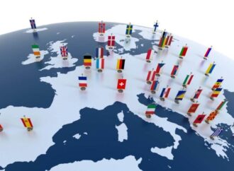 Spagna: Albares, in Ue non c’è opposizione a rendere catalano lingua ufficiale