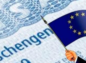 Ue, Visti Russia: Bruxelles sospende accordo