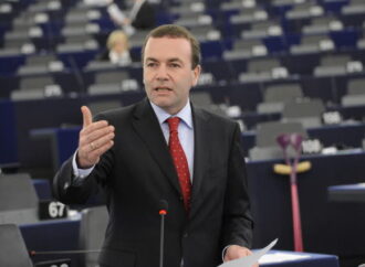 Ue: Weber, Spagna chiarisca la sua posizione nei confronti dell’Ucraina”