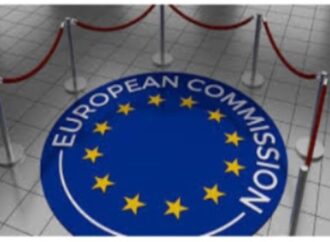 Cybersicurezza: TikTok vietato al personale della Commissione Eu