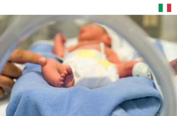 Torino, neonato abbandonato perché affetto da ittiosi. Corsa all’adozione