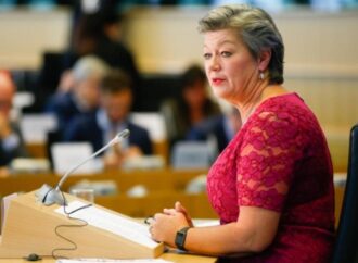Pedopornografia: Ue annuncia una stretta sui social
