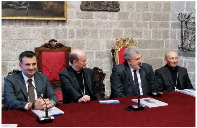 Puglia. Emiliano, “grande responsabilità e gioia immensa avere Papa Francesco e Mattarella a Bari”