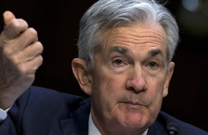 Fed: mantiene i tassi invariati fino al 2022