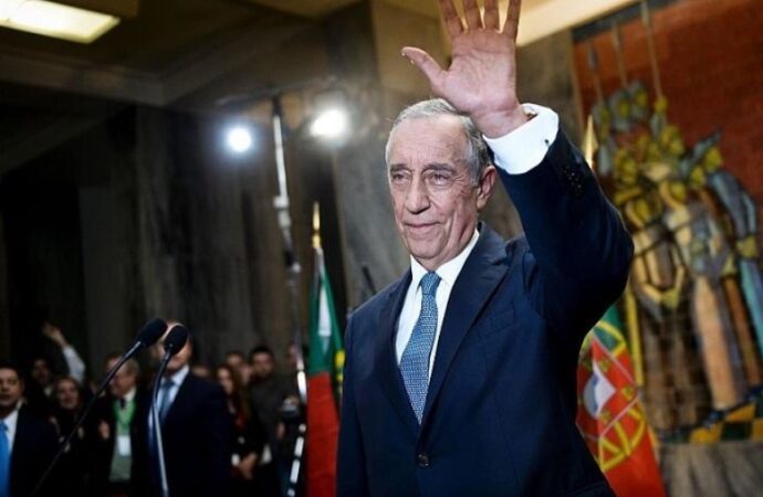 Portogallo: il presidente della Repubblica positivo e in isolamento