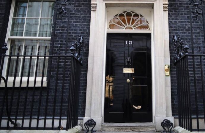 Gb, Johnson e il party in lockdown 2020: ”scuse di cuore”