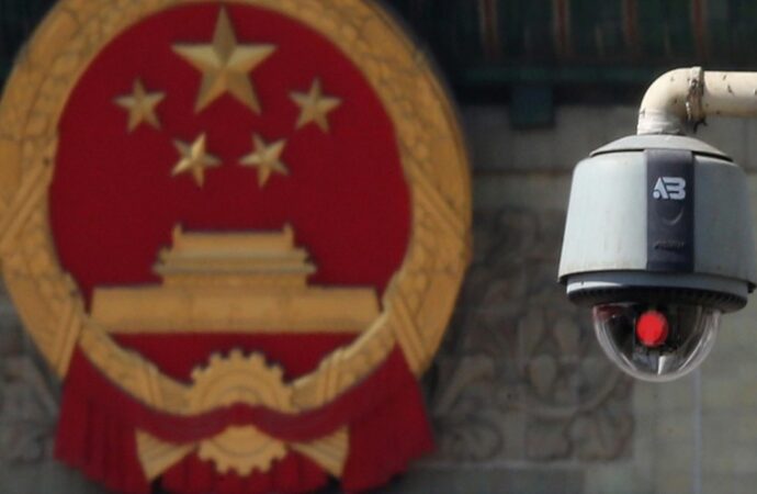 L’ombra della Cina sulla sicurezza di porti e aeroporti europei