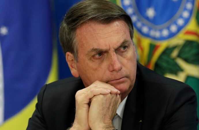 Brasile: Bolsonaro presenta la sua candidatura alle presidenziali