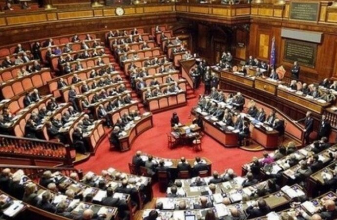 Italia, proposta di legge: stop a vie e piazze intitolate a fascisti