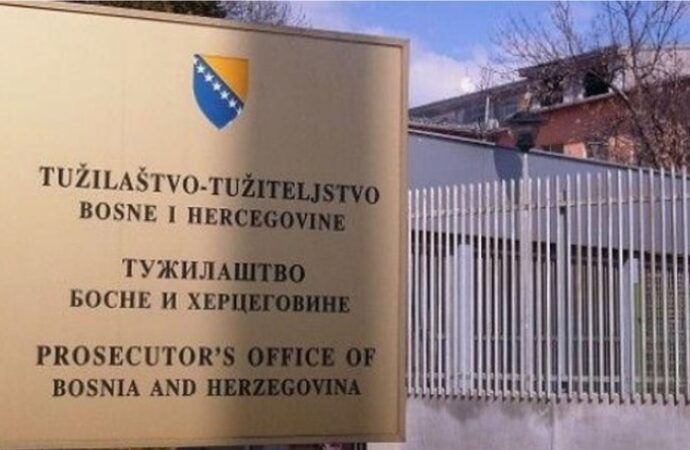 Sarajevo, arrestati 7 ex soldati serbo-bosniaci per crimini di guerra