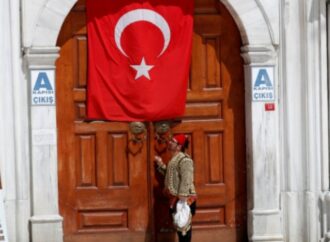 Turchia alle urne domenica per eleggere il presidente e i parlamentari
