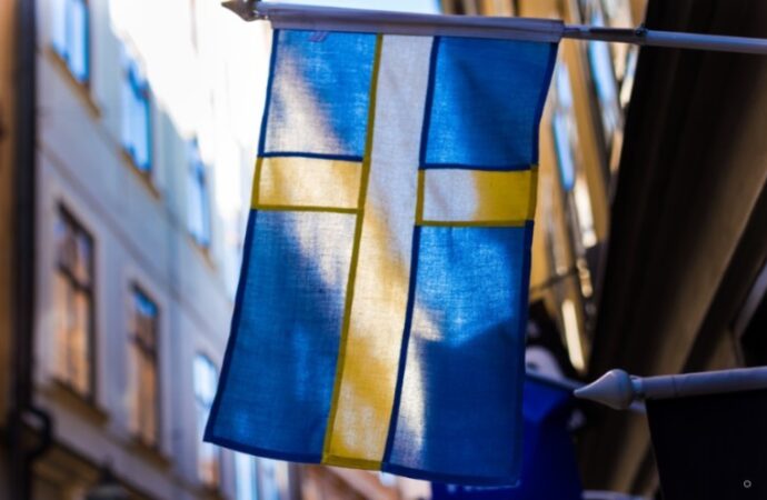 Svezia, corre ai ripari con restrizioni assortite