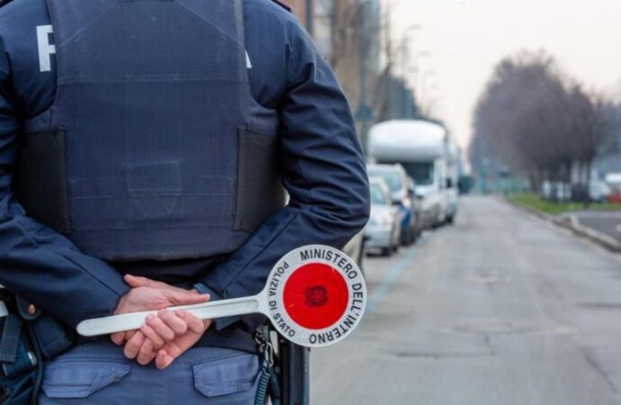 Lombardia, uccisi 2 persone da tir in tangenziale Teem, arrestato pirata