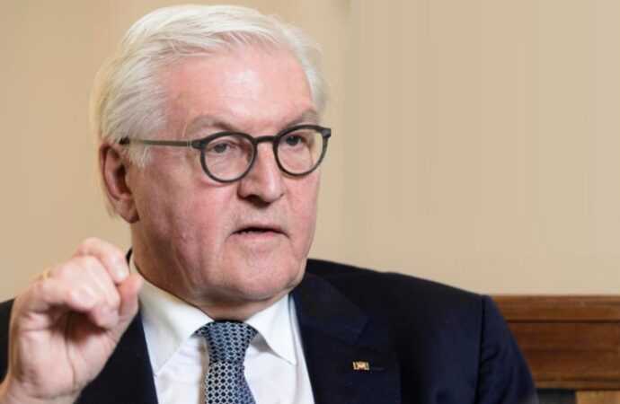 Crisi Ucraina-Russia, Steinmeier avverte Putin: “non sottovaluti la forza della democrazia”