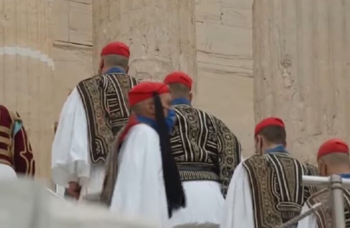 Grecia, il capo dell’Intelligence si dimette per lo scandalo di spionaggio