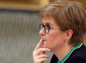 Scozia, si dimette il primo ministro Sturgeon
