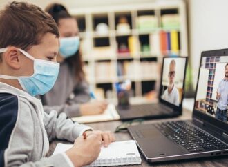 Consiglio d’Europa: gli Stati Ue devono intensificare gli sforzi per proteggere la privacy dei minori nell’ambiente digitale
