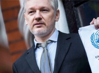 Wikileaks, magistratura britannica autorizza estradizione Assange
