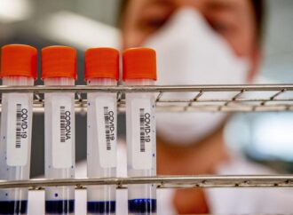 Covid, studio svela chi sono le persone meno contagiose