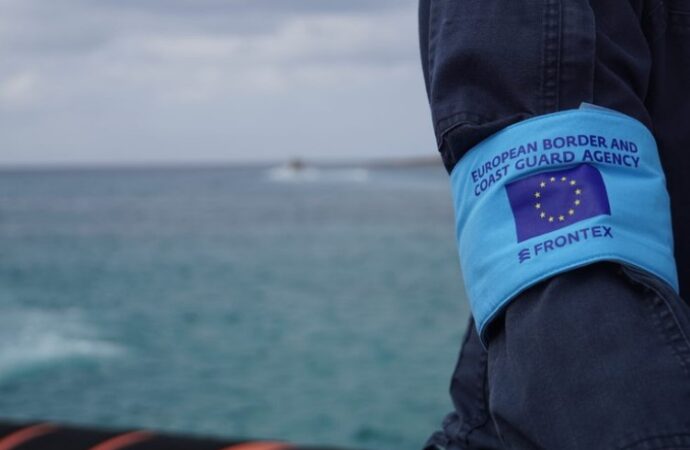 Ue, Frontex insabbia i respingimenti di migranti dalla Grecia