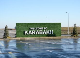L’Azerbaijgian lancia i primi autobus turistici per il Karabakh