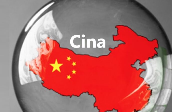 Cina, primo calo della popolazione da decenni
