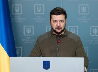 Zelensky: “Da Usa nuova versione accordo su terre rare”