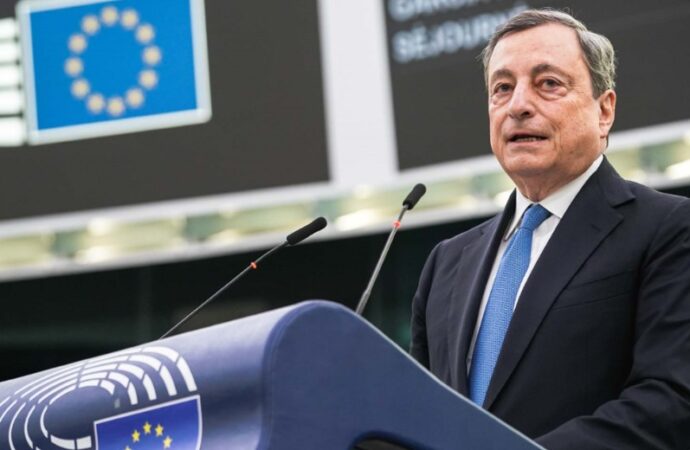 Ucraina, Draghi: l’Ue deve avere un ruolo centrale nel favorire il dialogo