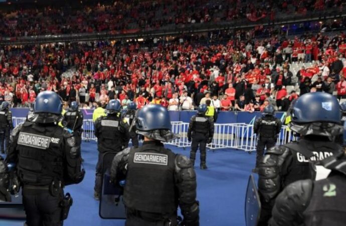 Finale Champions, polizia Parigi ammette ‘fallimento’ sicurezza