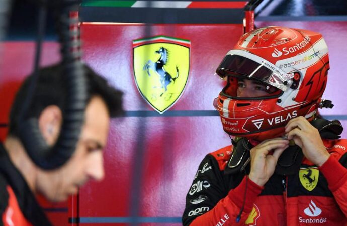 Gp Baku: Verstappen guida la Red Bull 1-2, Leclerc e Sainz si ritirano