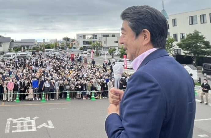 Il Giappone alle urne a poche ore dall’uccisione di Abe