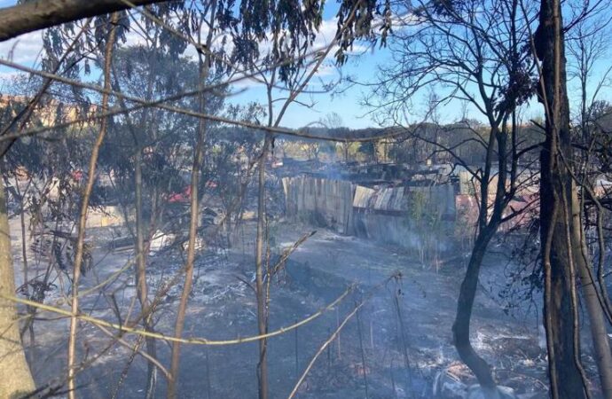 Incendi Roma, Gualtieri: “Dietro c’è la mano dell’uomo”