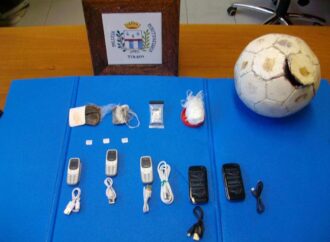carceri dell’Abruzzo: ritrovato pallone di calcio con telefonini