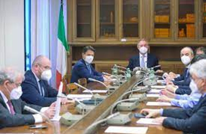 No stop su controllo 007, Copasir provvisorio a inizio legislatura