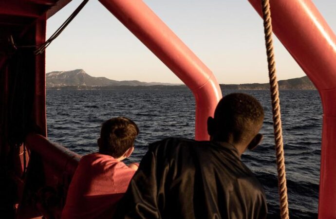 Migranti: Spagna, soccorse 36 persone al largo di Granada