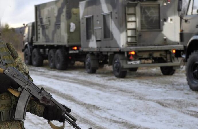 L’Ucraina attacca un aeroporto militare russo, 3 morti e 5 feriti