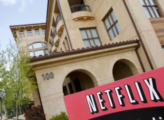 Netflix, abbonamento condiviso: verso stop password