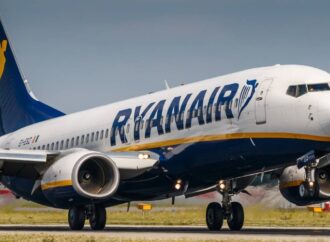 Ryanair: tariffe su del 10% per il ritardo consegna nuovi aerei Boeing