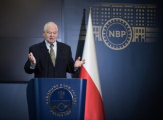 Polonia, L’adozione dell’euro sarebbe pericolosa, secondo il governatore della Banca Nazionale
