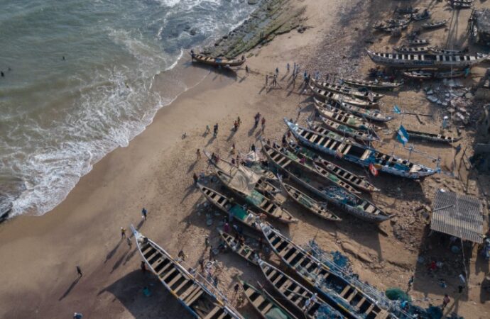 Ghana: abusi, corruzione e morte sui pescherecci cinesi