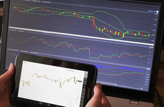 Usa, in vigore nuova ondata di tariffe: giù le borse asiatiche