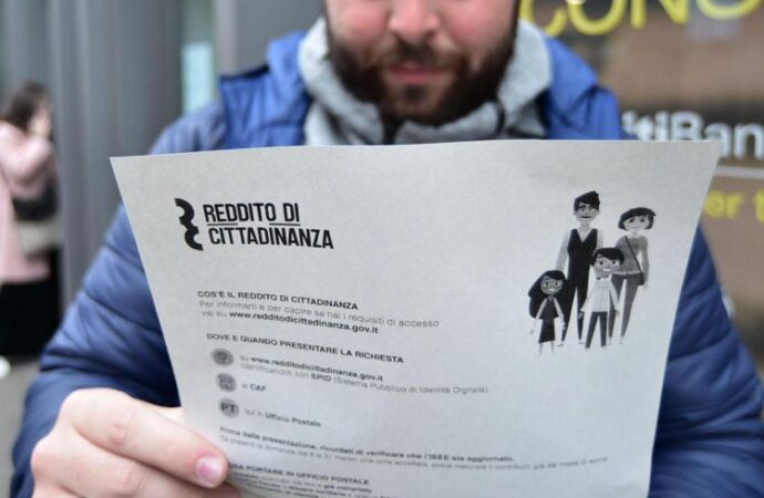 Reddito di cittadinanza, Ue apre infrazione contro Italia