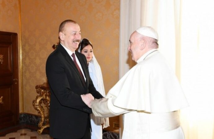 Aliyev ringrazia Papa Francesco per il suo costante apprezzamento dell’ambiente multiculturale dell’Azerbaigian