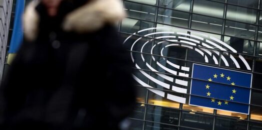 Accordo Ue-Usa, il Parlamento europeo riattiva l’iter dopo lo stop diplomatico