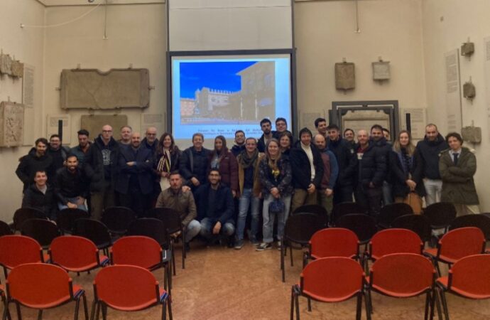 Corso sperimentale di formazione sulla storia di Bologna e sul patrimonio artistico della città per 132 agenti neoassunti del Corpo di Polizia Locale