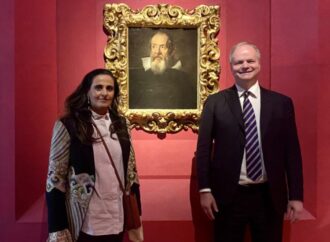 La Sceicca dell’arte Al Mayassa Al Thani in visita alla Galleria degli Uffizi