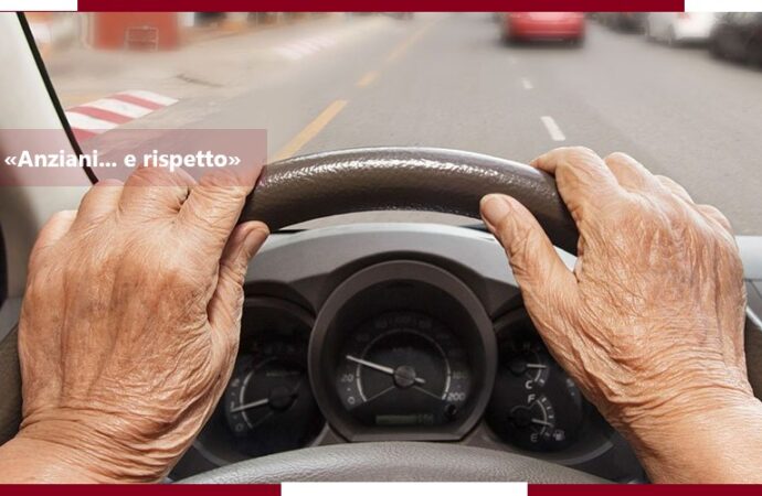 Lucca, rinnova la patente a 99 anni. L’Aci lo premia