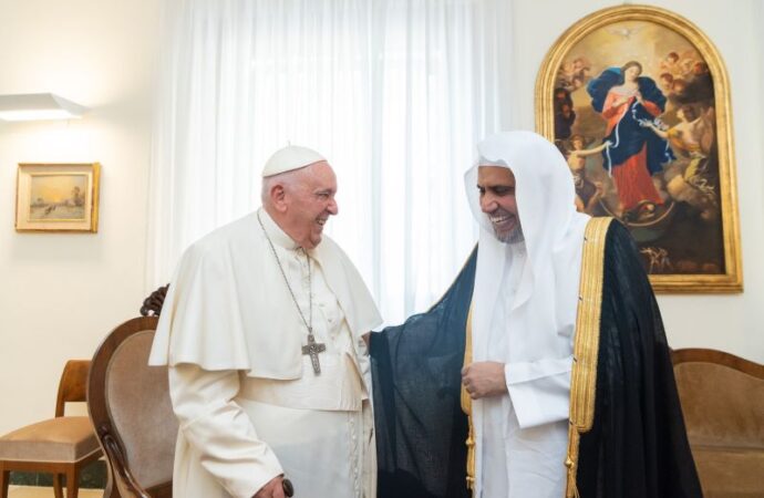 Papa Francesco riceve il Segretario generale della MWL Al Issa a Santa Marta