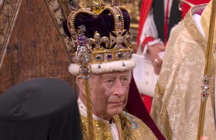 Gb, Carlo III e Camilla a Westminster per l’incoronazione