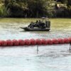 Messico recuperati 2 corpi dal Rio Grande, uno vicino a una barriera galleggiante